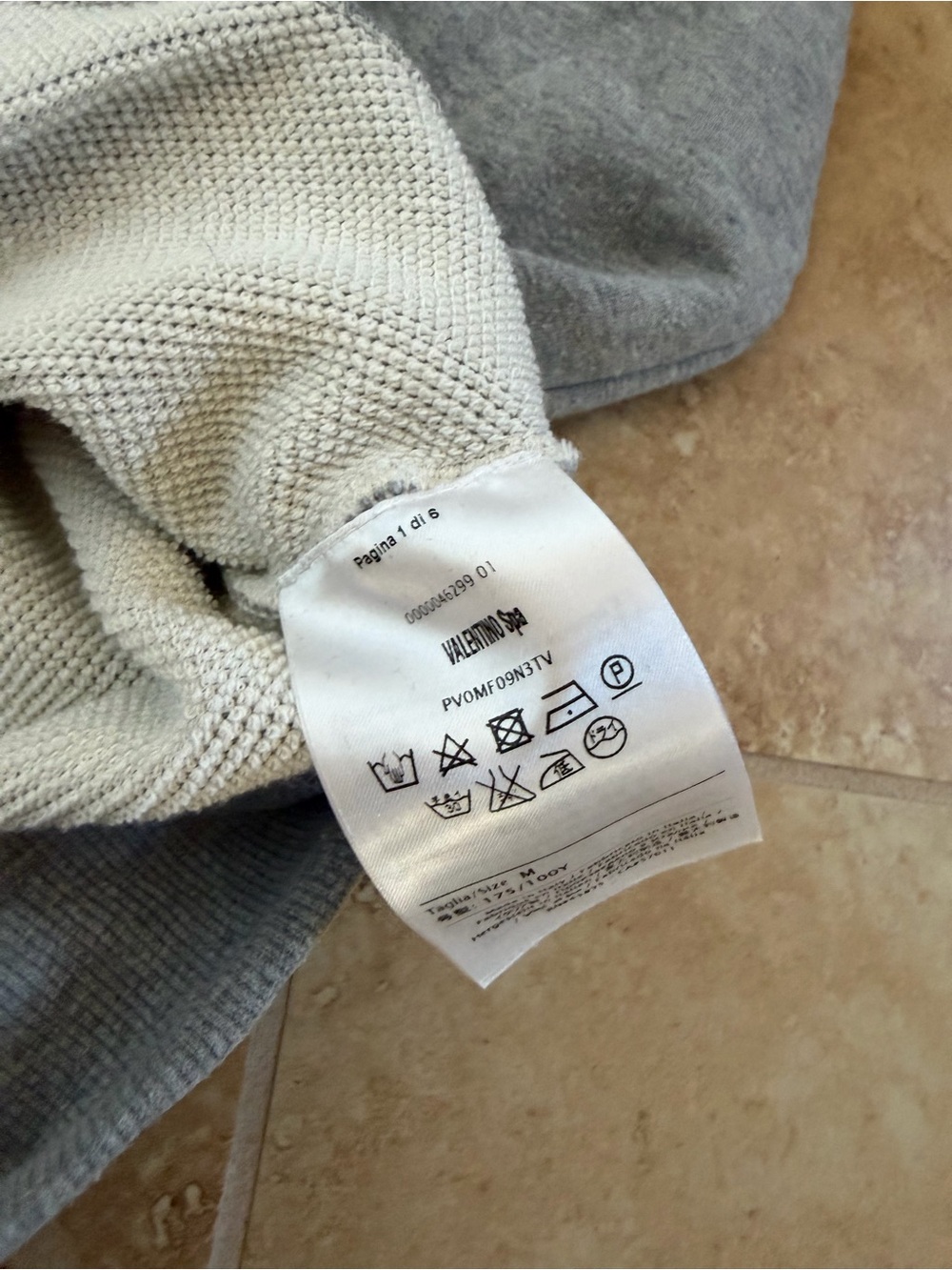 Valentino VLTN jersey crewneck sweatshirt EUC size medium - Picture 3 of 6